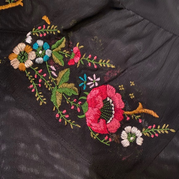 EXPRESS BLACK MESH EMBROIDERED TUNIC TOP SHIRT ⭐️⭐️⭐️⭐️⭐️ - Picture 5 of 14